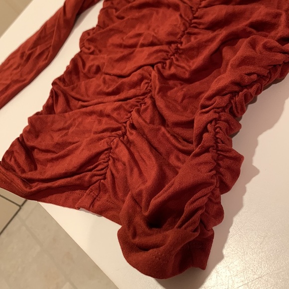 So Flattering! Rust Forever 21 Gathered Stretch Top — Small - Picture 7 of 10